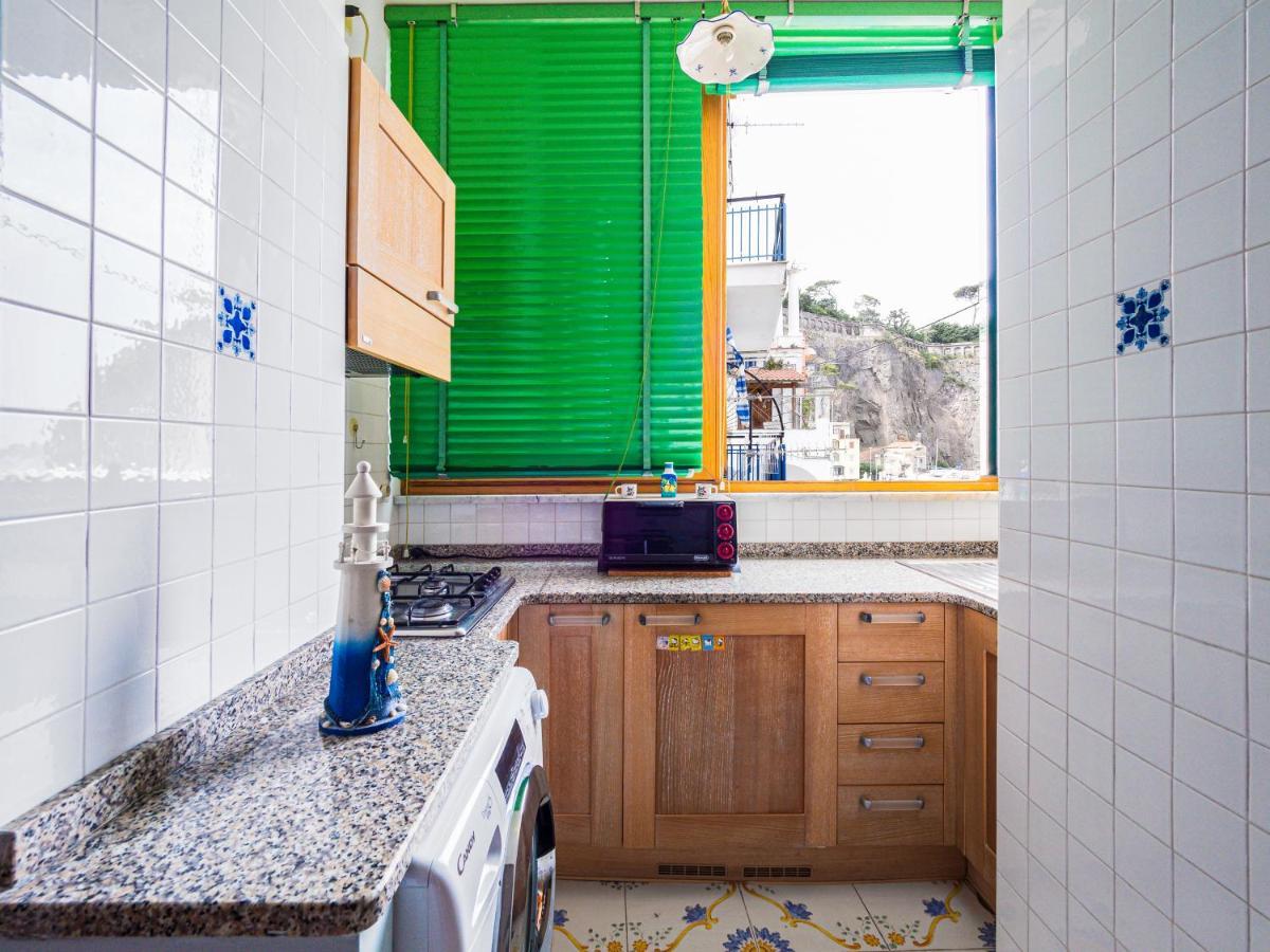 Casa Mariarosa - Seaside Apartment With Balcony ปิอาโนดิซอร์เรนโต ภายนอก รูปภาพ